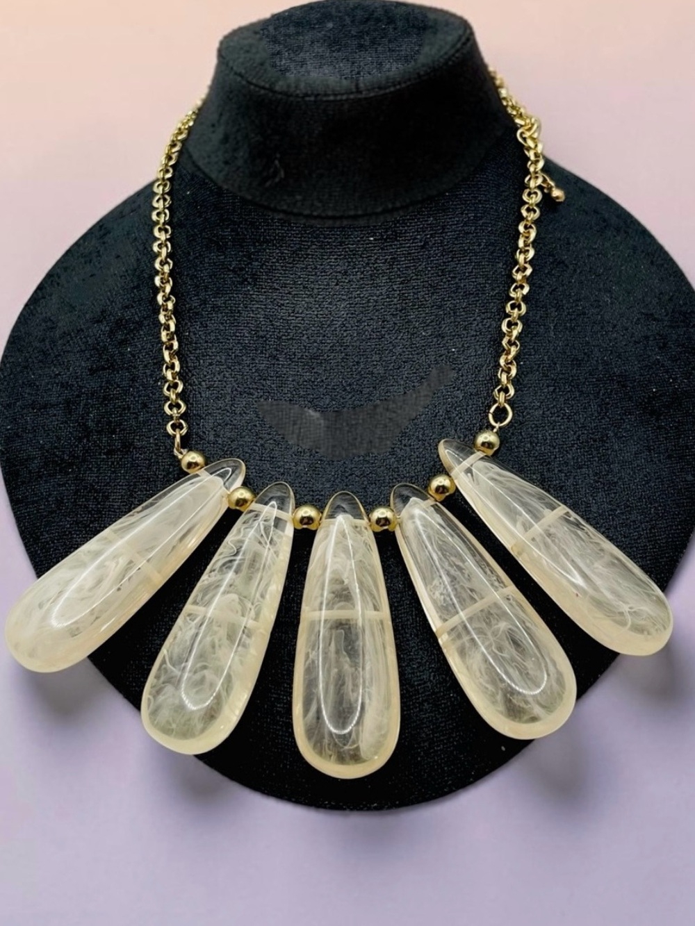 Vintage Lucite Teardrop Statement Bib Necklace Gold Tone Chain Estate Piece